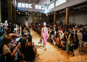 Smart Eventi ha organizzato la sfilata del brand storico Cividini durante la Fashion Week di Settembre.