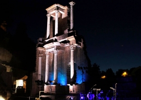 L'organizzazione del Festival Internazionale Teatro Romano di Volterra ci ha richiesto un supporto nella realizzazione dell'evento.