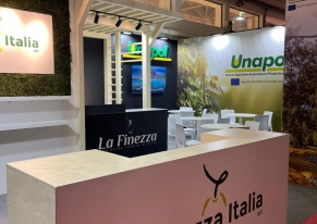 L'azienda ha partecipato alla fiera Gustus con uno stand innovativo che ha evidenziato i suoi valori di agricoltura biologica e sostenibilità